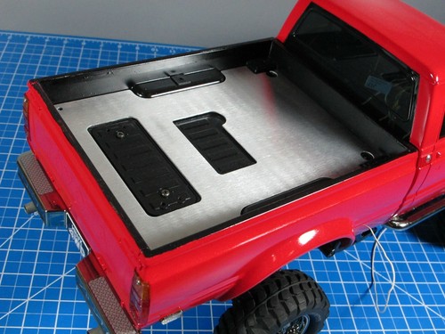 Aluminum rear bed liner trunk - aluminum,